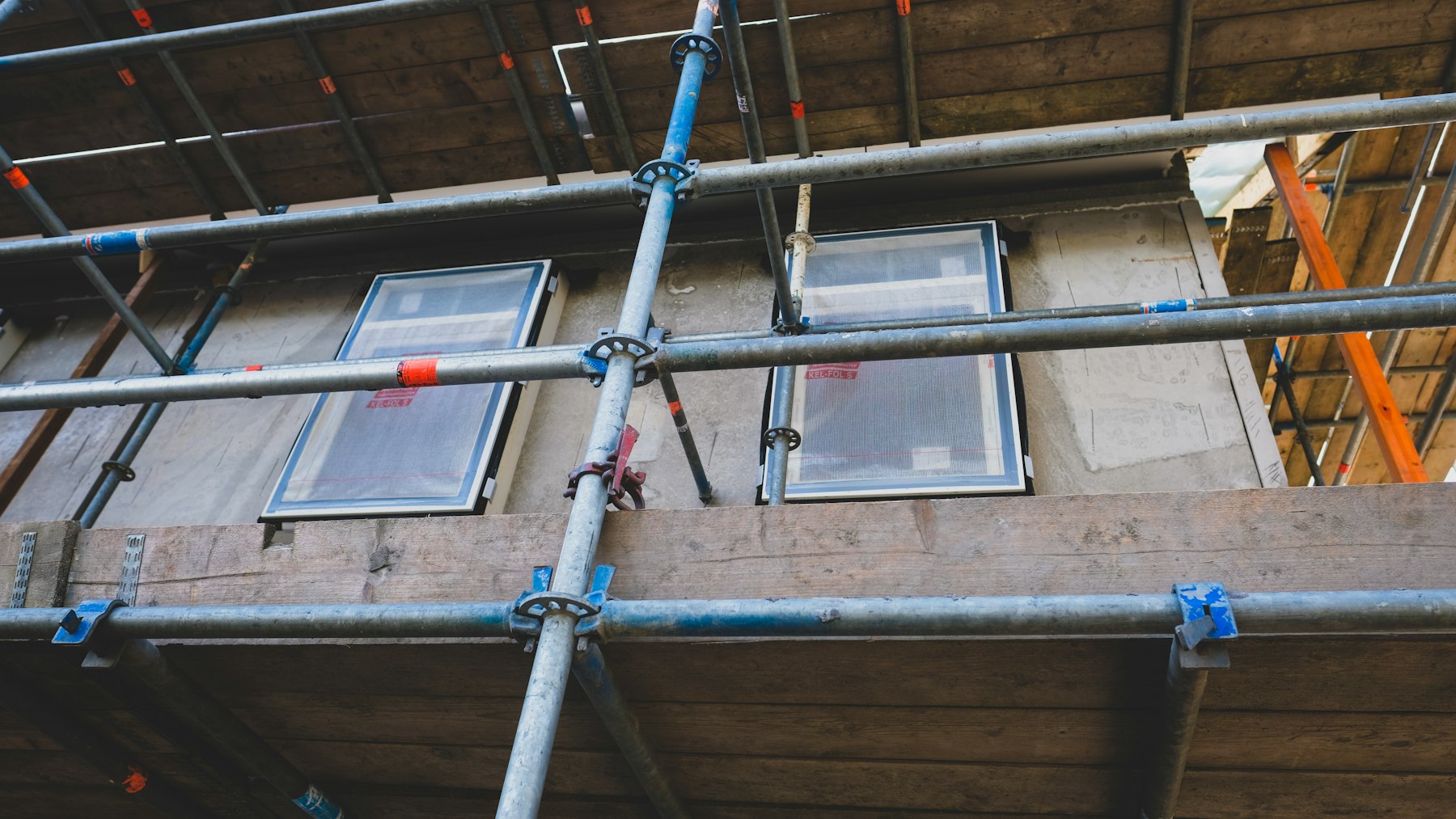 Fassade dämmen: Einfamilienhaus mit neu gedämmter Außenwand